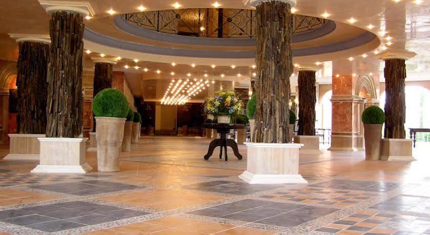 Andalucia Beach Hotel - All Inclusive Elenite Exterior foto